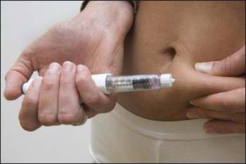 http://www.mojacukrzyca.org/pliki/menu/ist2_4271316_patient_injecting_insulin.jpg